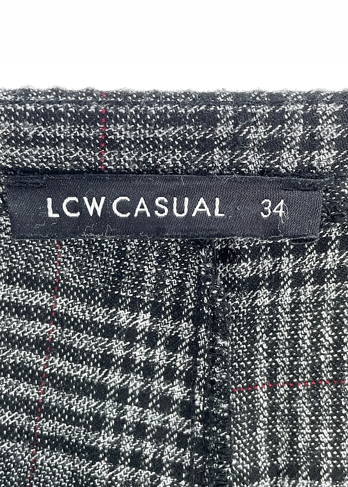 LC Waikiki Düz Kesim %70 İndirimli. - Görsel 4