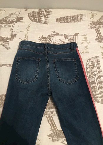 Çizgili Kemerli Kadın Kot Pantolon - Görsel 5