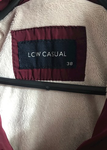 Lcw Bordo Kadın Kapitone Mont Kürklü Kapüşonlu - Görsel 2