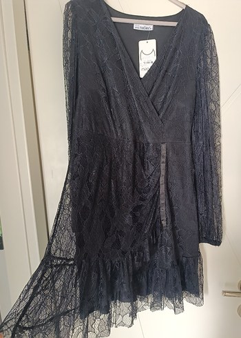 Dantel Detaylı Siyah Uzun Kollu V Yaka Elbise - Görsel 3