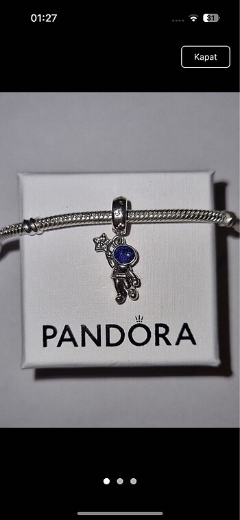 Astronot charm