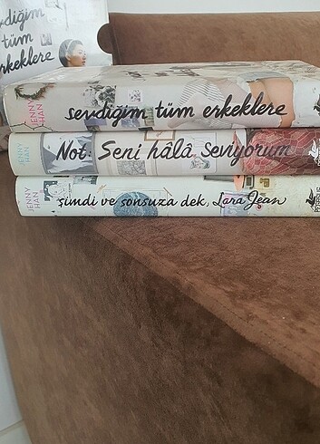 Beden Renk Sevdiğim Tün Erkeklere kitap seti.