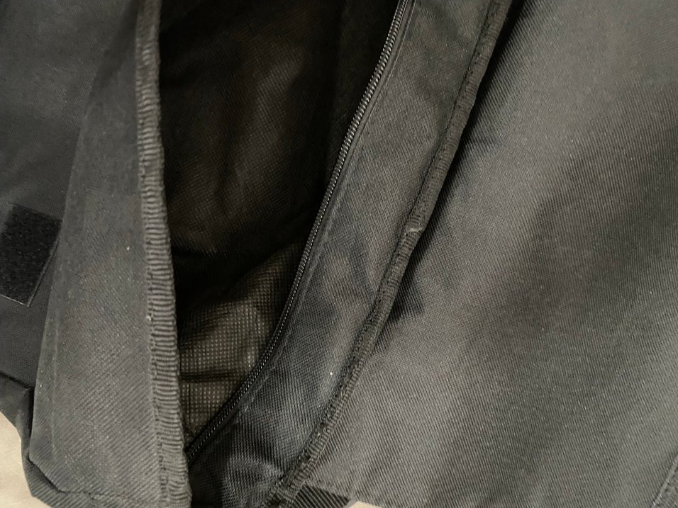 Siyah postaci Çantası - Görsel 3