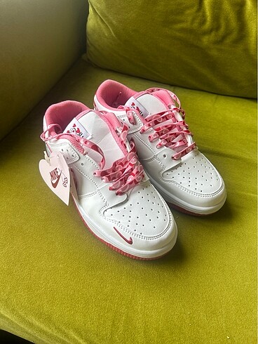 Nike kiz spor ayakkabi