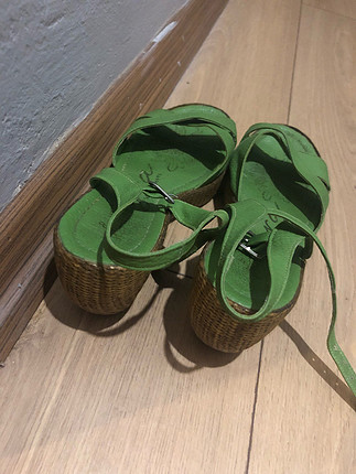 Diğer Yeşil mantar topuklu sandalet 
