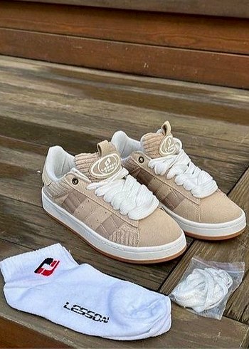 Adidas 40