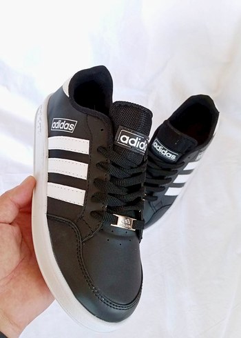 Adidas Neo