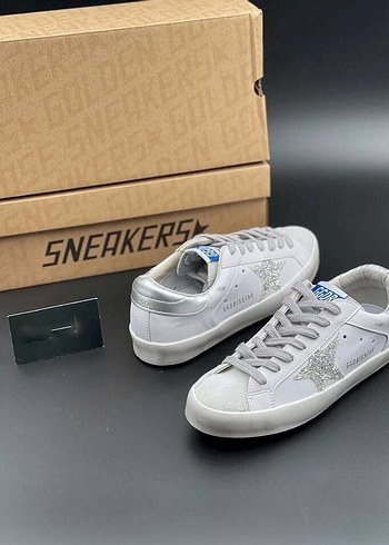 Golden Goose Deluxe Beyaz Bağcıklı Spor Ayakkabı