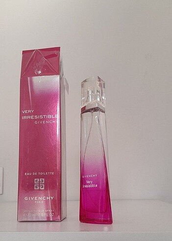 GIVENCHY Very Irresistible kadın parfümü 75 ml