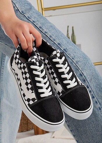 37 Beden Damalı Vans