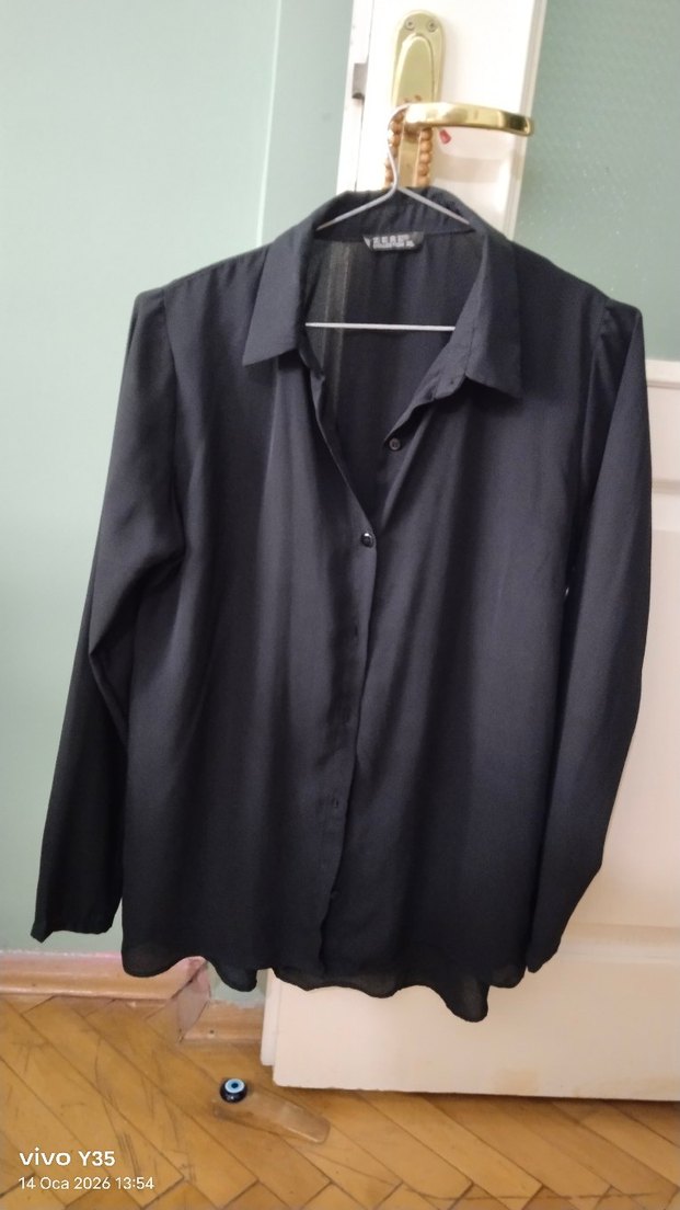 Siyah krep,Uzun Kollu Düğmeli,tiril tiril,Kadın Gömlek - Görsel 2