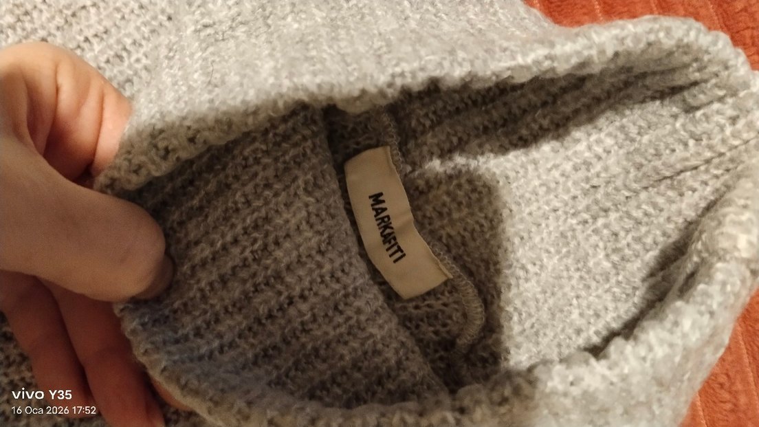 Gri Boğazlı Triko Kadın Kazak..S/M uyumlu - Görsel 2