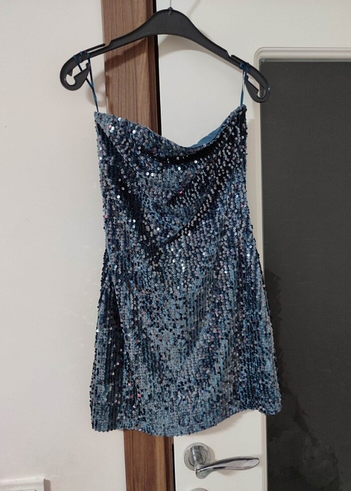 Bershka payetli Gece elbisesi - Görsel 2