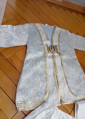 İşlemeli Beyaz Çocuk Takımı - Görsel 2