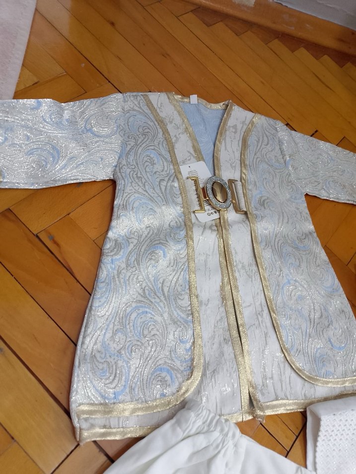 İşlemeli Beyaz Çocuk Takımı - Görsel 2