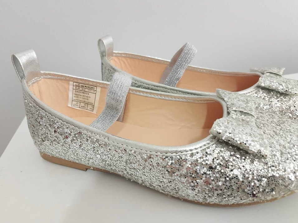 Gri Simli Nakışlı Kız Babet - Görsel 3