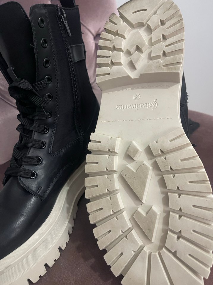 Siyah Bağcıklı Platform Topuklu Kadın Botu - Görsel 2