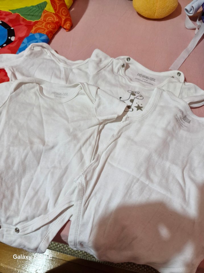 Beyaz Kısa Kollu Bebek Body - Görsel 2