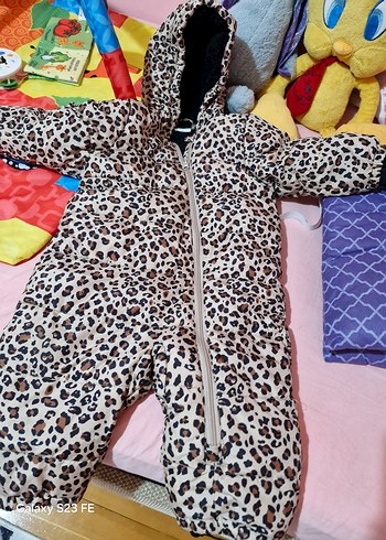 leopar desenli astronot tulum mont - Görsel 4