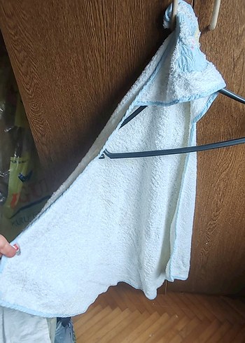 Nakışlı Erkek Çocuk Mavi Bornoz - Görsel 2