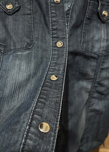 Düğmeli Lacivert Denim Kadın Gömlek Ceket - Görsel 4