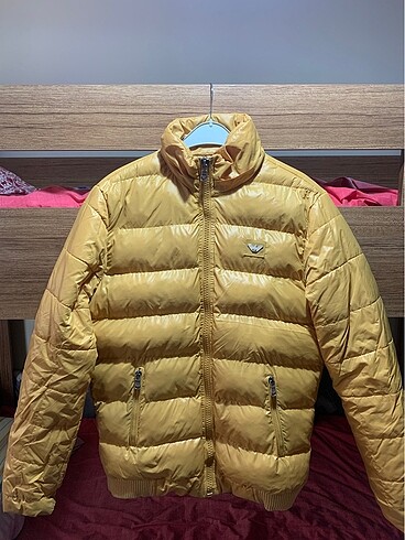 Armani Jeans mont