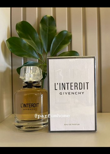 GIVENCHY