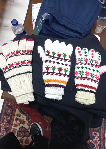 Renkli Örgü Kadın Eldivenleri - Görsel 4