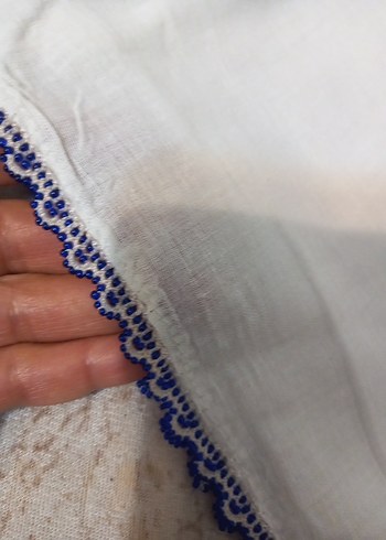 Pamuklu Beyaz Fular Kenarında Fırfırlı - Görsel 5