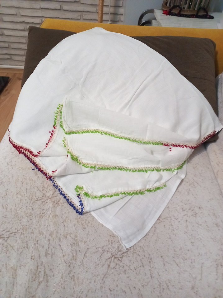 Pamuklu Beyaz Fular Kenarında Fırfırlı - Görsel 3