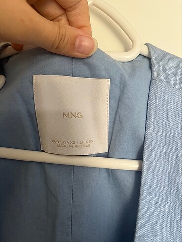 xs Beden mavi Renk MANGO KETEN YELEK
