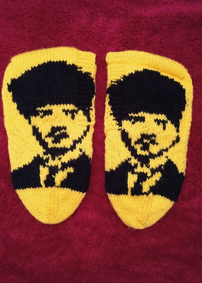 Atatürk Portreli Örme Patik - Görsel 4