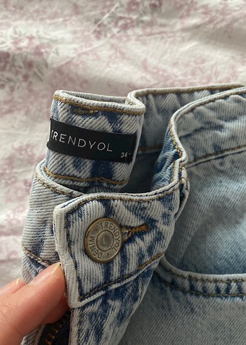 Trendyol & Milla mavi Düğmeli Kadın Denim Pantolon