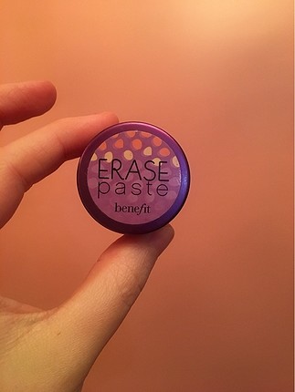 Benefit erase paste kapatıcı