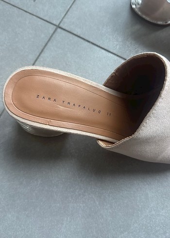Zara şeffaf topuk terlik - Görsel 4