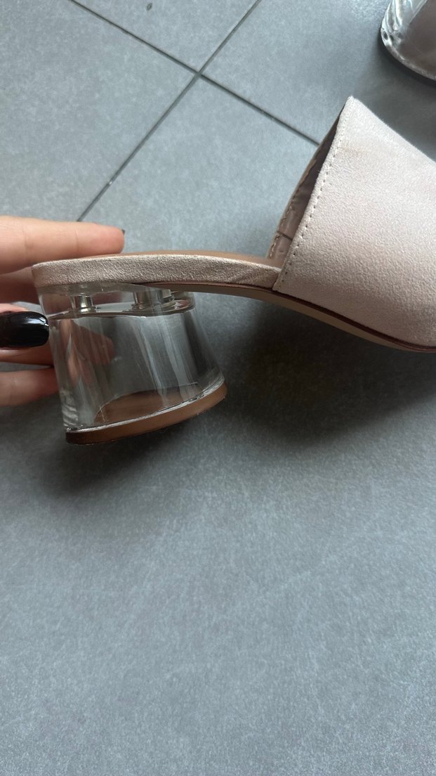 Zara şeffaf topuk terlik - Görsel 3