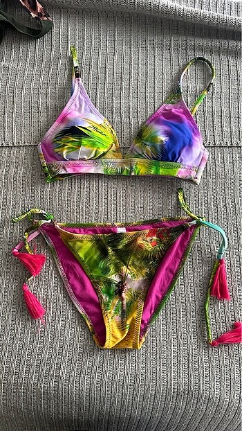 Dagi bikini takımı