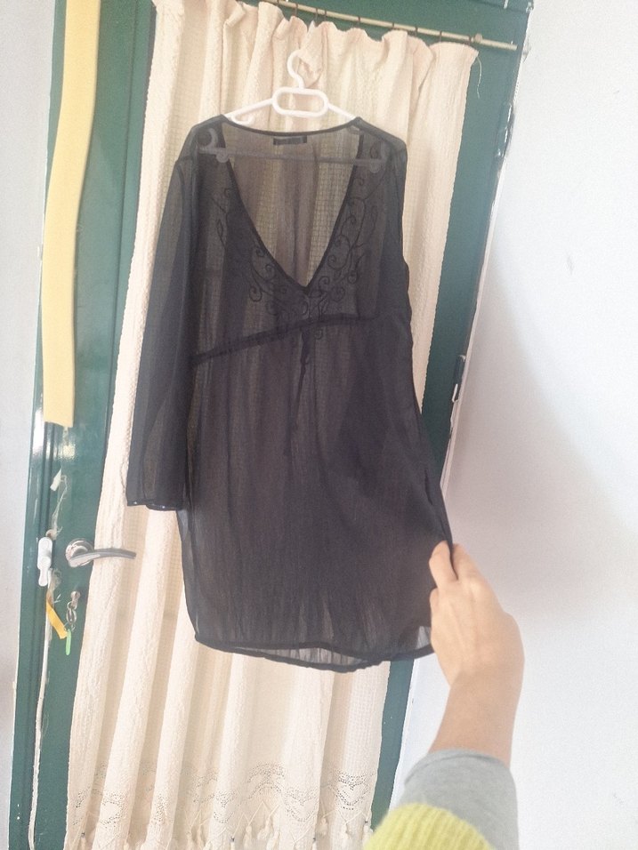 L beden yakasi islemeli pareo - Görsel 2