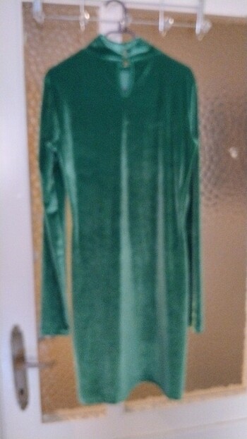 m Beden yeşil Renk Kadife uzun kollu elbise