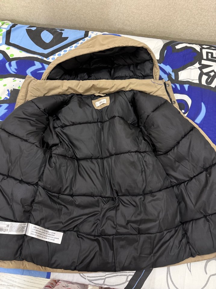 Bej Kapüşonlu Erkek Çocuk Mont - Görsel 5