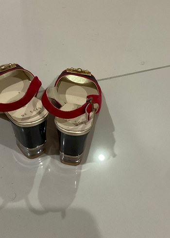 Diğer Klasik Kırmızı Süet Topuklu Ayakkabı