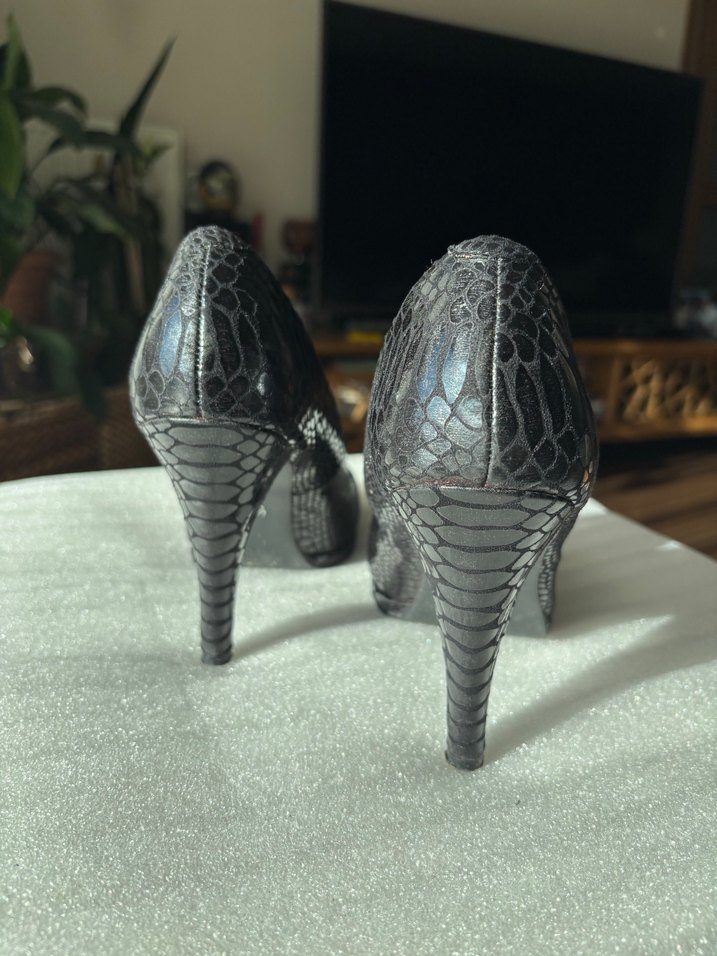 Marks & Spencer Collection 38 numara - Görsel 3