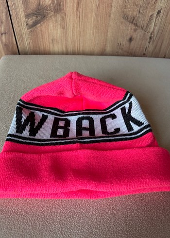 American eagle Neon pink beanie Bere
 #THROWBACK - Görsel 2