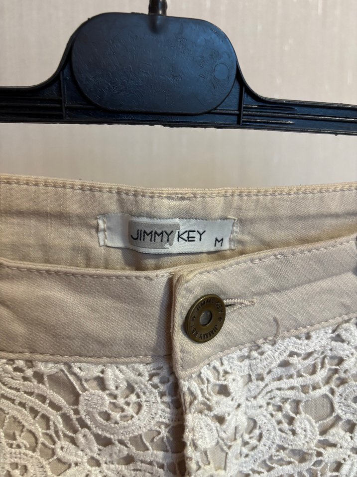 Dantel Detaylı Bohem Kadın Kot Şort - Görsel 2