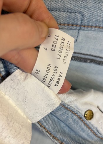 Kadın Mini Denim Şort - Gri Bej - Görsel 10