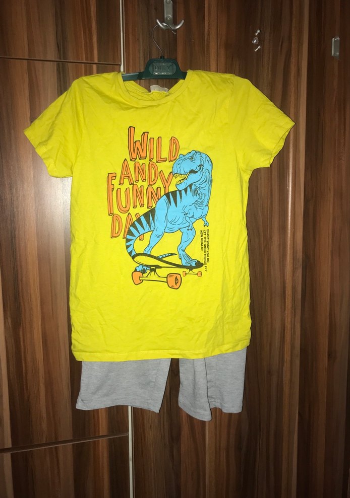 Sarı Baskılı Erkek Çocuk Şortlu takım - Görsel 2