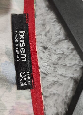 Trendyol & Milla Çiçekli vintage gömlek