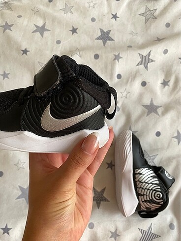 19 Beden siyah Renk Nike orijinal ayakkabı