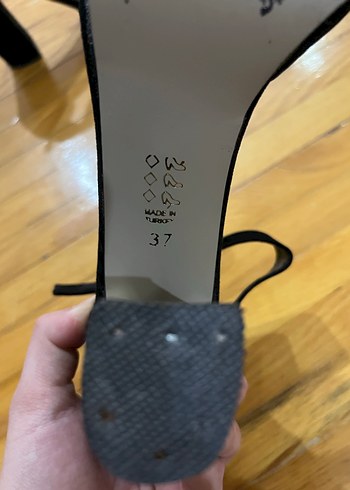 Siyah Platform Topuklu Kadın Gece Ayakkabısı - Görsel 3