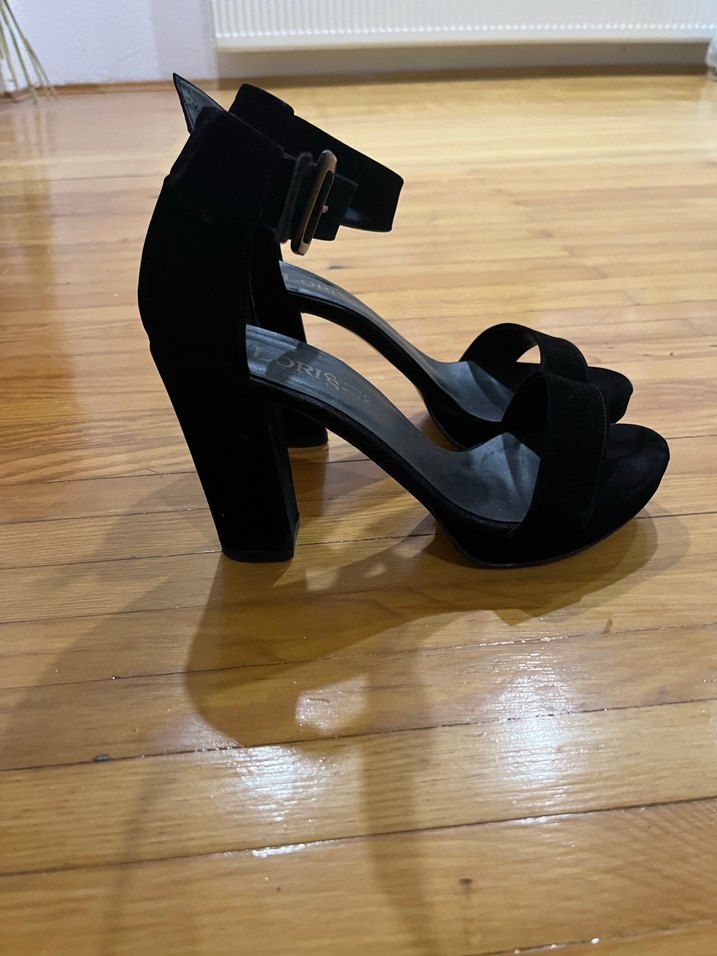 Siyah Platform Topuklu Kadın Gece Ayakkabısı - Görsel 4